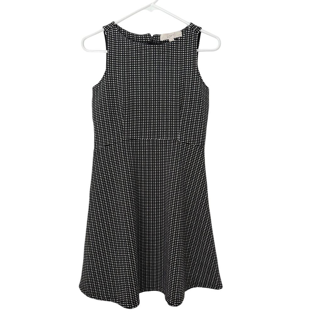New with tags LOFT Women's Mini Dress Sleeveless Size 00P Black and White